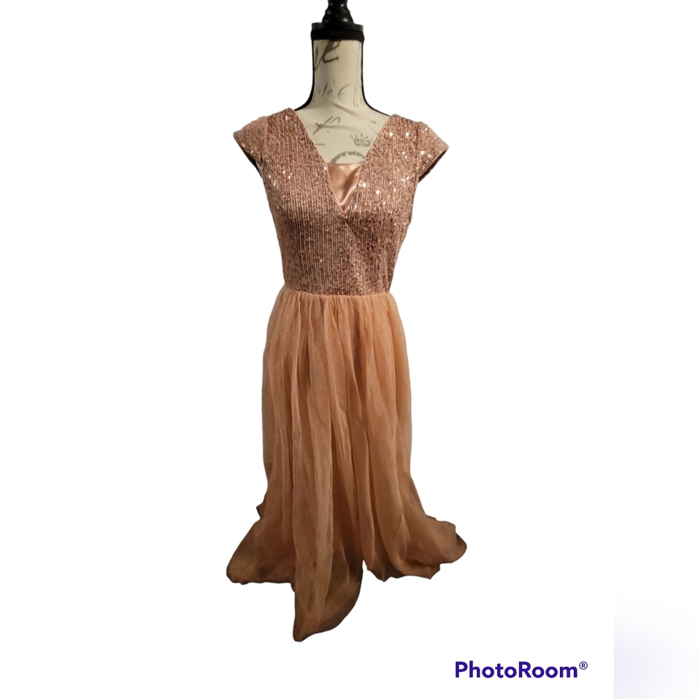 Maniju Peach/Pink Prom Sequined Dress